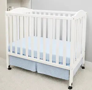 American Baby Company Heavenly Soft Minky Dot 3-Piece Mini/Portable Crib Bedding Set, Blue, for Boys and Girls