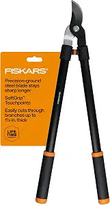 Fiskars 28 Garden Bypass Loppers, Tree Trimmer with 1.5" Cut Capacity