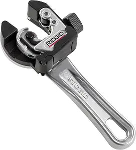 RIDGID 32573 Model 118 2-in-1 Close Quarters Tubing Cutter for 1/4" to 1-1/8" Copper, Brass, and Aluminum Tubing, Compact tubing cutter with AUTOFEED