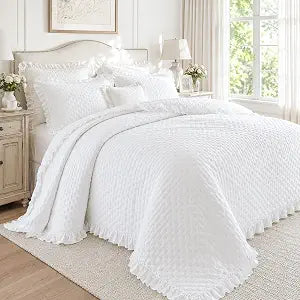 BOV White Quilt Set Twin, Lightweight Ruffle Farmhouse Bedding