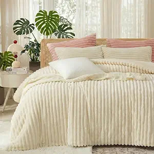 Queen Flannel Comforter Set, Thick, Fluffy & Warm Bedding, 3-Piece