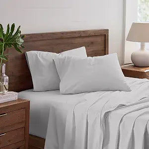 Full 4-Piece Bed Sheet Set ��� Soft, Lightweight, Wrinkle-Resistant Fabric ��� Durable, Breathable, Easy Care Sheets with Deep Pockets ��� Light Gray