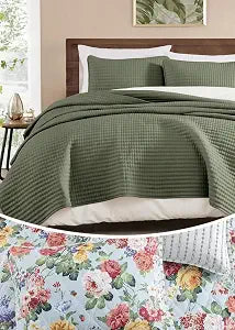 King Quilt Bedding Bundle 2 Sets - Olive Green Solid + Floral Farmhouse