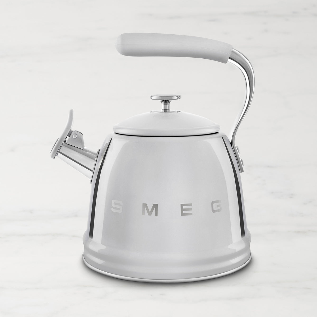 SMEG Stainless-Steel Whistling Tea Kettle, 2.5-Qt.,Chrome,