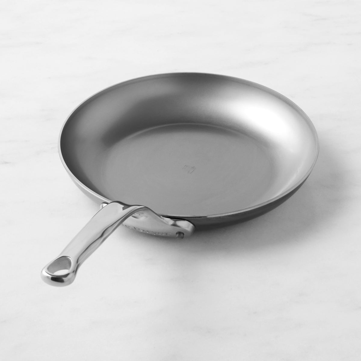 de Buyer Mineral B Pro Carbon Steel Omelette Pan, 9.5",,