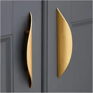 Primst 4 Pack Brushed Gold Cabinet Pulls, 3-3/4in Hole Centers Kitchen Cabinet Handles, Matte Gold Half Moon Cupboard Hardware for Kitchen Drawers, Dresser, Bathroom Vanity