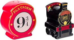 Silver Buffalo Harry Potter Hogwarts Express, Salt and Pepper Shaker Set