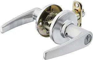 Kwikset Delta Entry Door Handle with Lock and Key, Secure Keyed Reversible Lever Exterior, Doorlock, For Front Entrance and Bedrooms, Satin Chrome, Pick Resistant Smartkey Rekey Security