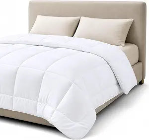 Ultra-Soft Goose Down Alternative Comforter, 350 GSM Plush Siliconized Fiberfill Superior Comfy and Cozy Feel, Fluffy Fiber-Filled Cloud Shaped Hypoallergenic, Breathable,White -King
