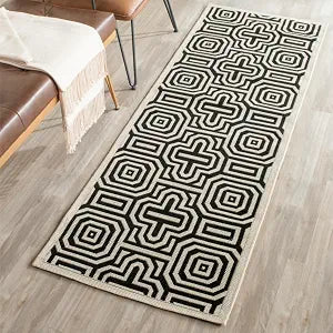 SAFAVIEH Washable Rug Outdoor Courtyard Collection - 2'3" x 6'7" Runner, Sand & Black, Non-Shedding & Easy Cleaning, Ideal for Patio, Entryway, Mudroom, Hallway, Kitchen (CY2962-3901)