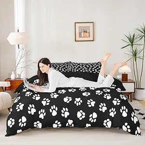 Dog Paw Print Kids Duvet Cover Set Queen Size,Kawaii Pet Bedding Set,Boys Girls Adults Bedroom/Xmas/Halloween Decor,Cartoon Animal Comforter Cover,Black White Simple Quilt Cover,3pcs,2 Pillowcases