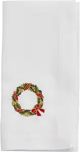 SARO LIFESTYLE Embroidered Holiday Wreath Napkin (Set of 4)  Classic Christmas Table Linen for Festive Dining & Seasonal Entertaining