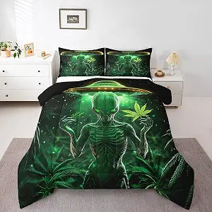 Erosebridal Alien Queen Comforter Set, Psychedelic UFO Soft Down Comforter for Sofa, Abstract Spaceship Bed Set for Kids Boys Teens, Green Botanical Quilt Set