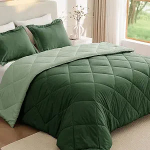 JOLLYVOGUE King Size Comforter Set, Ultra Soft Reversible Bedding for All Seasons, 3 Pieces Down Alternative Bed Set Includes 1 Lightweight Comforter and 2 Pillow Shams, Dark Green/Green