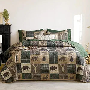 Wake In Cloud - Rustic Quilt Set, Cabin Lodge Christmas Bear Moose Deer Wildlife Western Patchwork Country, Reversible Lightweight Bedspread Coverlet, 3 Pieces, Green Brown, Queen/Full Size