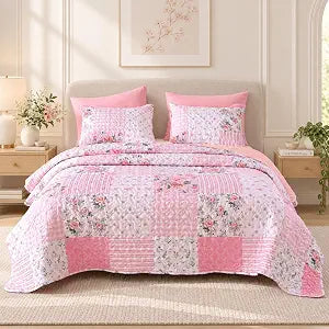 YIKUSH Floral Quilt Set King Size ��� Ultra Soft Lightweight Bedspread, 3 Piece Pink Bedding Set (104"x90") with Pillowcases (20"x36"), All Season Coverlet for Bedroom & Guest Room
