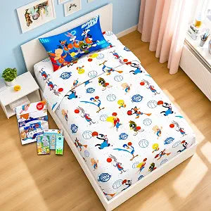 WARNER BROS PICTURES Looney Tunes Space Jam Bedding - Twin Bed Set Includes 1 Flat Sheet, 1 Fitted Sheet, 1 Pillow Case, Stickers