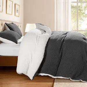 DEITAS King Comforter Set 3 Pieces - 3D Jacquard Design Sherpa Bedding Set, Super Soft and Warm Fluffy Quilt for Winter, 1 Comforter and 2 Pillowcases, Gray