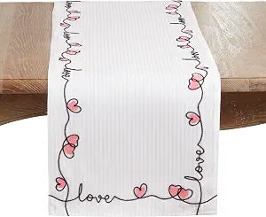 SARO LIFESTYLE Romantic Heart Print Table Runner  Decorative Non-Reversible Lined Runner for Dining Table, 16"x70"