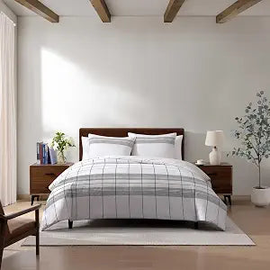 Tommy Hilfiger - King Duvet Cover Set with Matching Shams