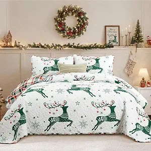 Dinjoy Christmas Queen Size Quilt Set, Green Reindeer Bedspread