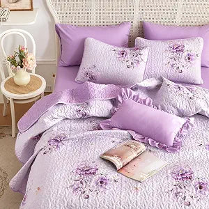 Wake In Cloud - Shabby Chic Quilt Set, Floral Coquette Cottagecore Farmhouse Vintage Flowers, for Women Teen Girls, Reversible Lightweight Bedspread Coverlet, 3 Pieces, Purple, Queen/Full Size