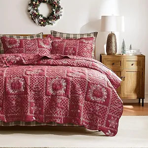 WDCOZY Christmas Queen Size Quilt Bedding Sets with 2 Shams, Red Patchwork Soft Lightweight Xmas Bedspread Coverlet with Tree Reindeer Snowflakes Pattern, Holiday Thin Comforter All Season, 3 Pieces