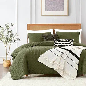 ROARINGWILD Olive Green Cloud Twin Size Quilt Bedding Sets with Pillow Sham, Farmhouse Lightweight Soft Bedspread Coverlet, All Season Rustic Country Thin Comforter, 2 Pieces, 68x90 inches