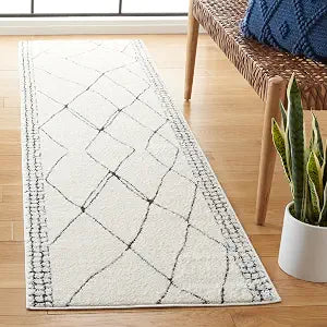 SAFAVIEH Melody Collection Runner Rug - 2'2" x 8', Ivory & Black, Moroccan Boho Design, Non-Shedding & Easy Care, Ideal for High Traffic Areas in Living Room, Bedroom, Dining Room (MEL104A-28)