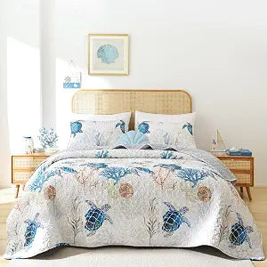 weigelia Coastal Quilt Queen Size, Sea Turtle Lightweight Summer Bedding
