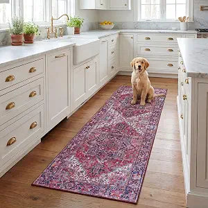 SAFAVIEH Washable Rug Tucson Collection - 2'6" x 8' Runner, Red & Navy, Slip Resistant & Easy to Clean, Ideal for Hallway, Foyer, Entryway, Bedroom (TSN202Q)