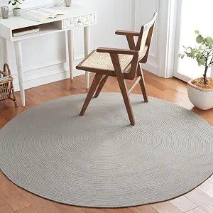 SAFAVIEH Braided Collection Area Rug - 4' Round, Grey, Handmade Country Farmhouse, Ideal for High Traffic Areas in Living Room, Bedroom (BRD402F)
