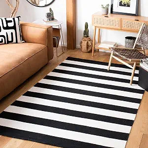 SAFAVIEH Montauk Collection Area Rug - 5' Square, Black & Ivory, Handmade Flatweave Cotton, Woven Texture, Farmhouse Stripe Pattern, Ideal for Living Room, Bedroom, Dining Space (MTK712D)