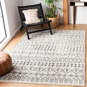 SAFAVIEH Area Rug 4x6 - Tulum Collection - Ivory & Grey, Moroccan Boho Distressed Design, Non-Shedding & Easy to Clean, Ideal for Living Room, Bedroom, Dining Space (TUL240A)