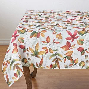 SARO LIFESTYLE Feuilles Collection Soft-Toned Polyester Tablecloth With Fall Leaves Design, 70", Multi