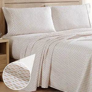 Cathay Home Sancturary Ultra-Soft Hypoallergenic Wrinkle Resistant Double-Brushed Microfiber Printed 4-Piece Bedding Sheet Set - Dusty Coral, Queen