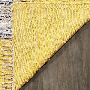 SAFAVIEH Montauk Collection Area Rug - 4' Square, Ivory & Yellow, Handmade Stripe Fringe Cotton, Ideal for High Traffic Areas in Living Room, Bedroom (MTK711Q)