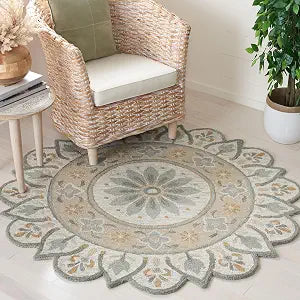 SAFAVIEH Novelty Collection Area Rug - 3' Round, Beige & Ivory, Handmade Wool, Flower Design, Ideal for High Traffic Areas in Living Room, Bedroom, Dining (NOV609B-3R)