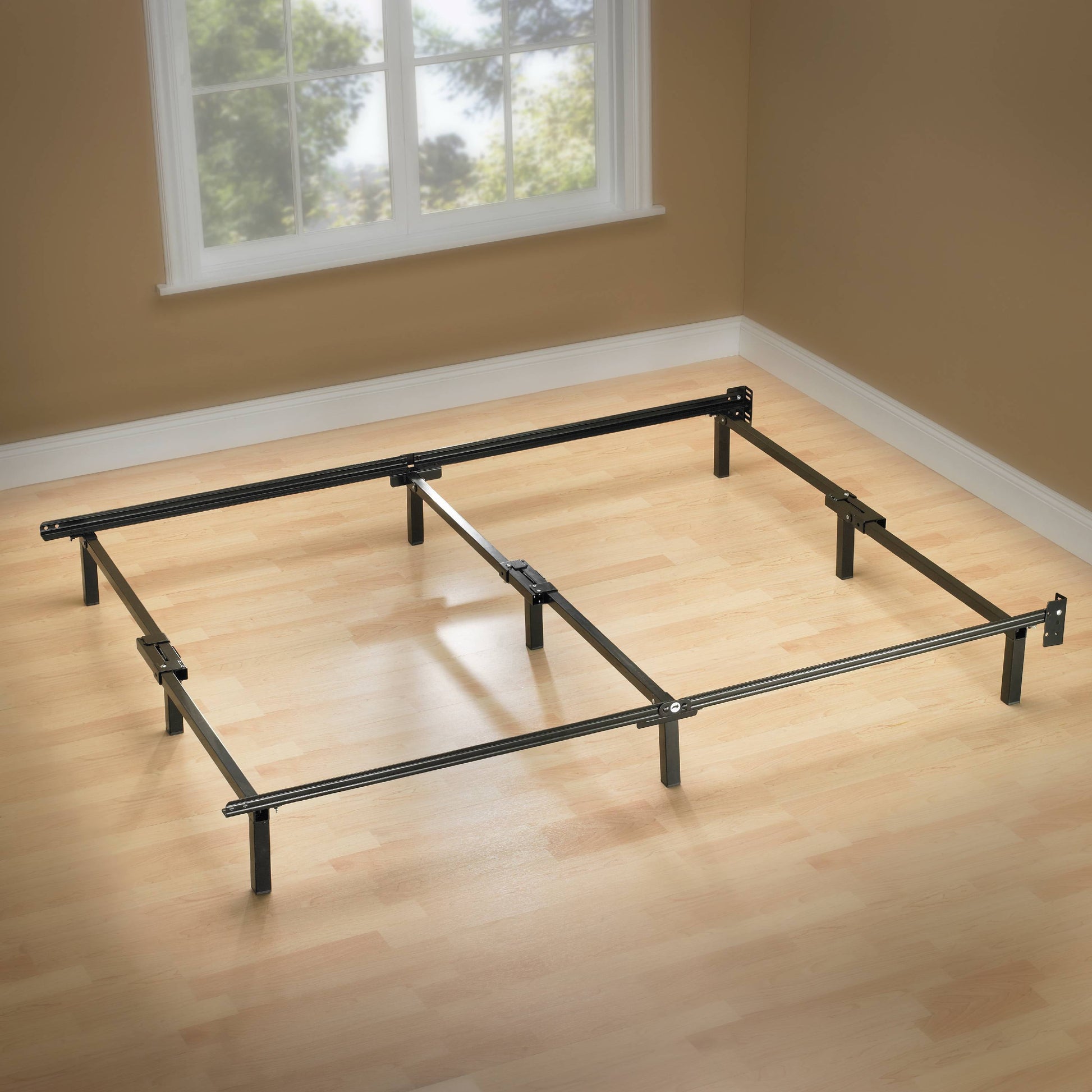 Zinus Paige CompackÂ® 7" Metal Heavy Duty Bed Frame, Twin