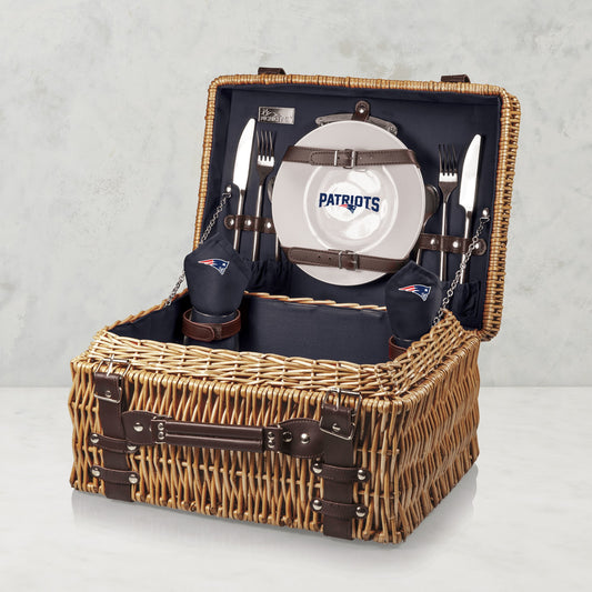 NFL Champion Picnic Basket,New England Patriots,New England Patriots