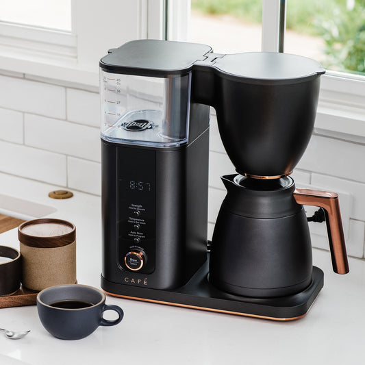Café Specialty Drip Coffee Maker,Black,