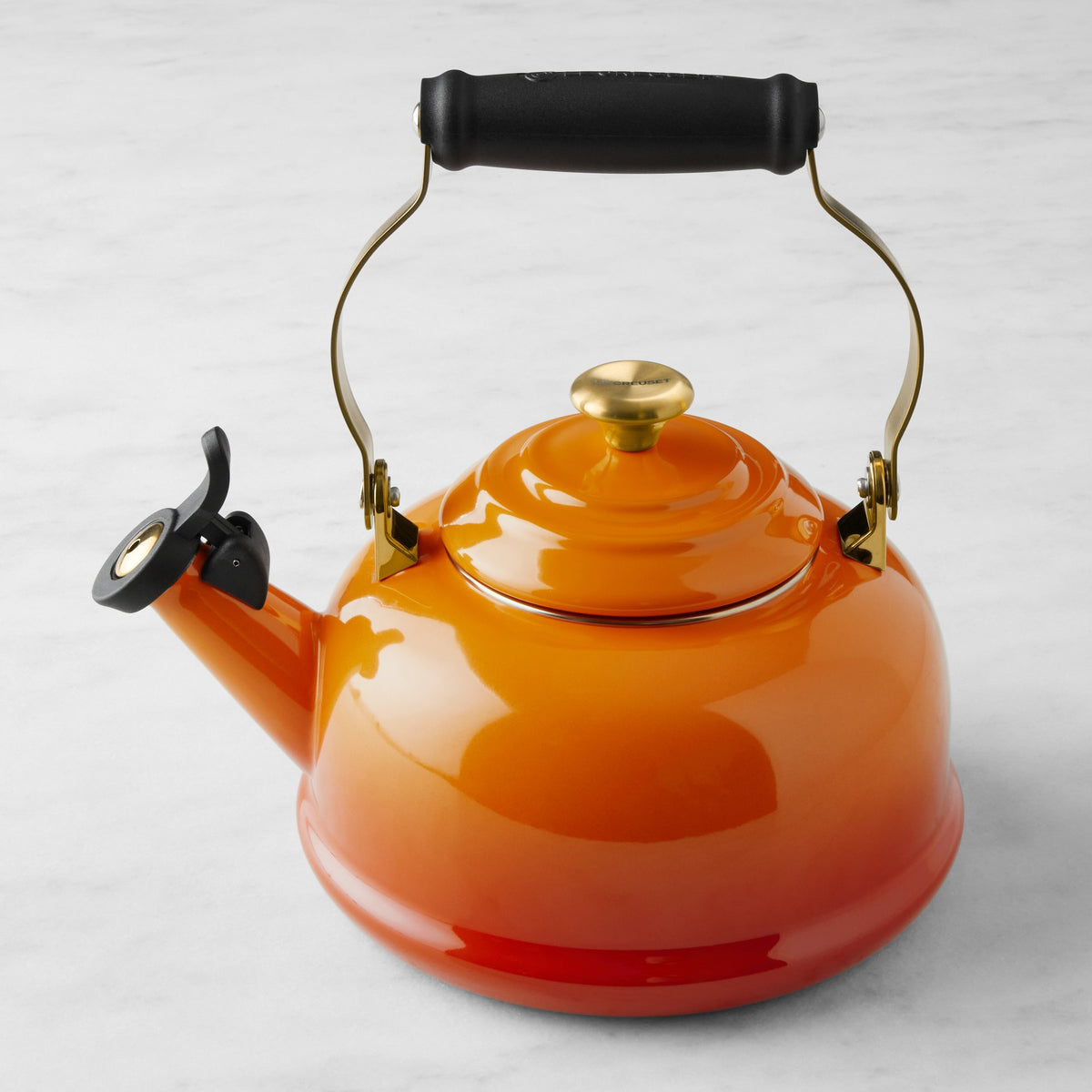 Le Creuset Classic Whistling Tea Kettle,Persimmon,