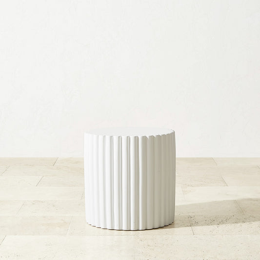 Tropea Fluted Accent Table (18"),White,