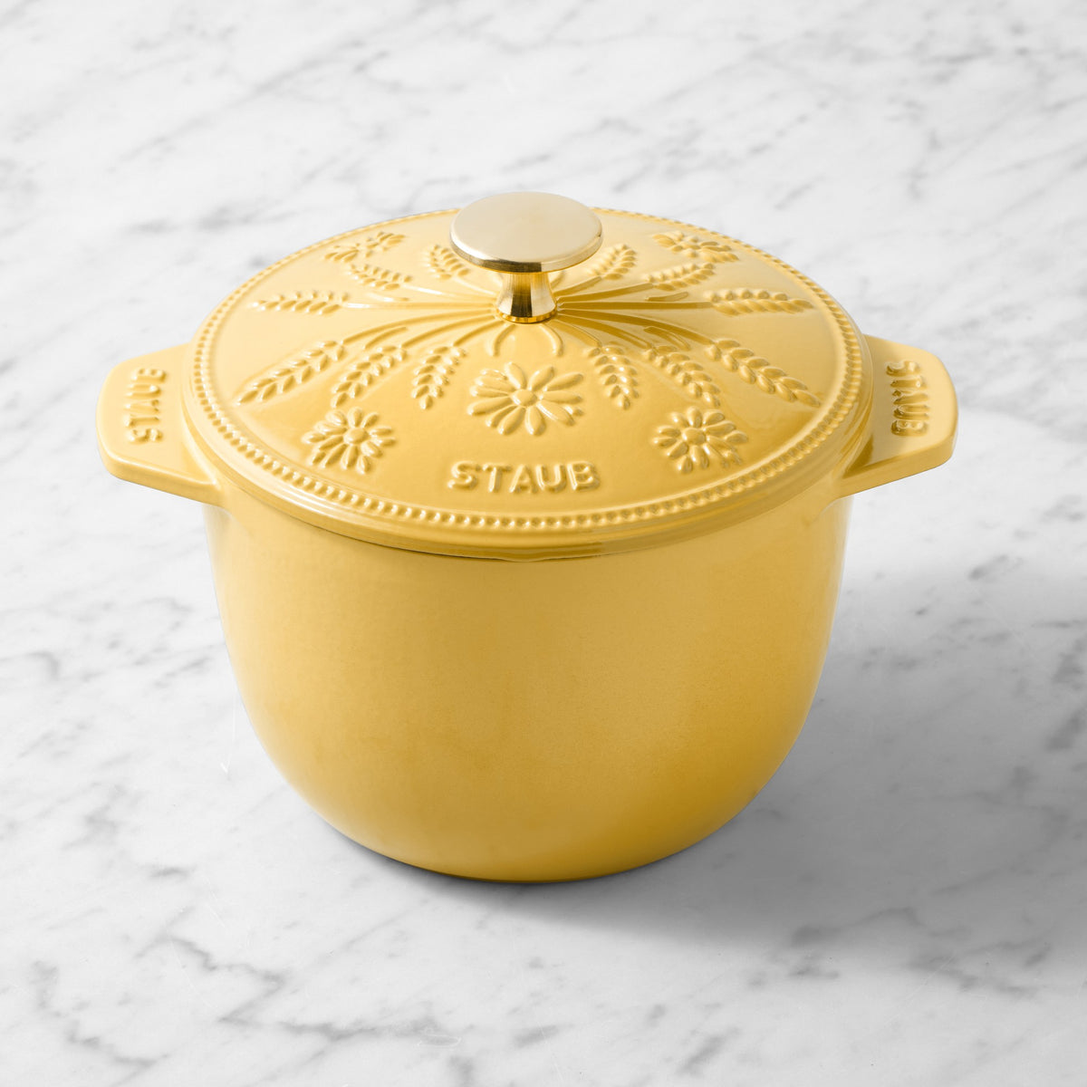 Staub Enameled Cast Iron Floral Petite French Oven, 1.5-Qt.,Citron,
