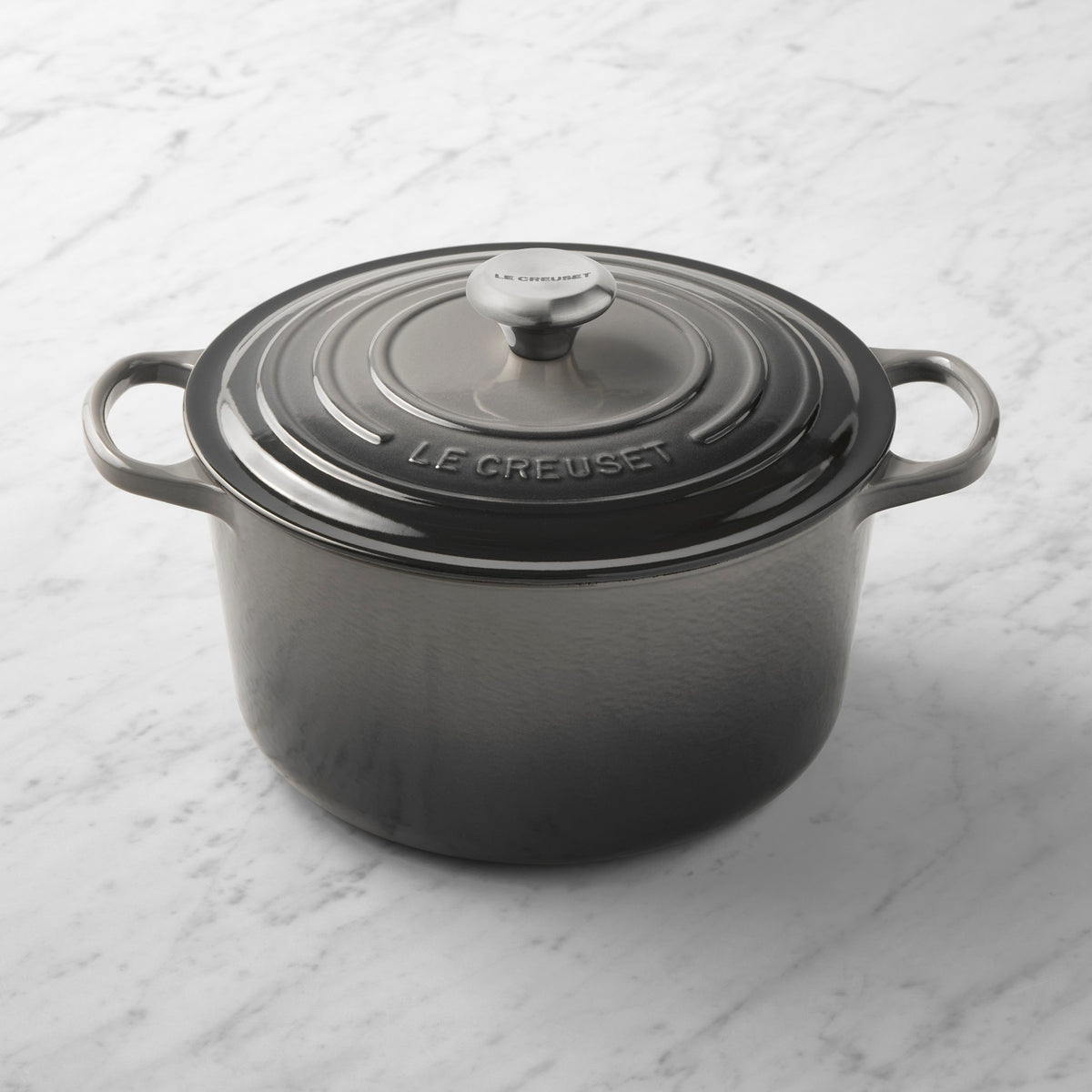 Le Creuset Signature Enameled Cast Iron Deep Round Oven, 6.5-Qt.,Oyster,