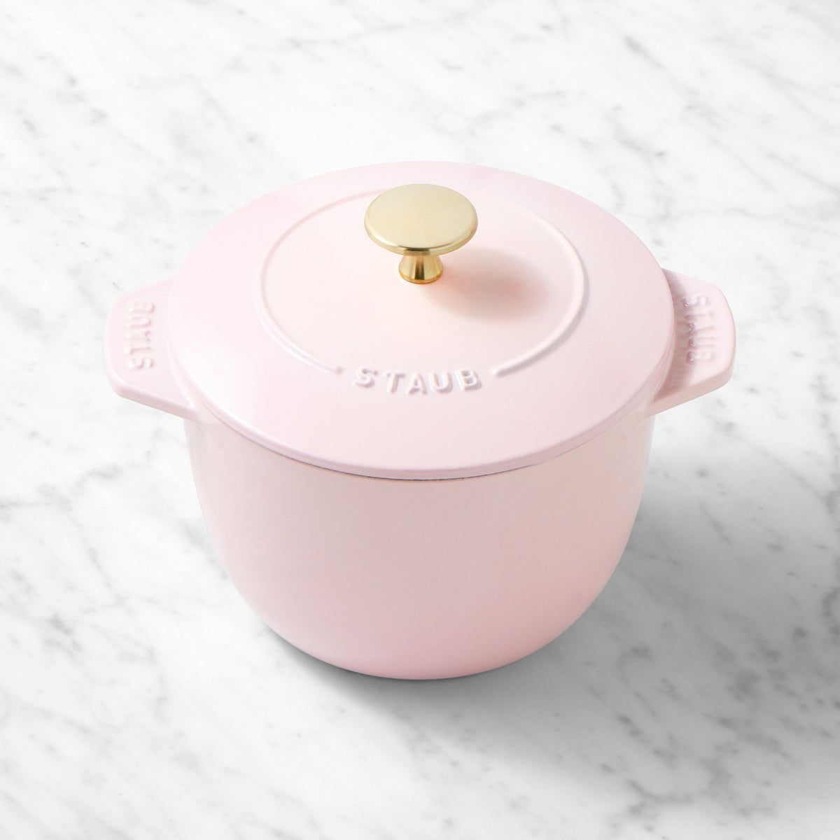 Staub Enameled Cast Iron Petite French Oven, 1.5-Qt.,Pink Peony,